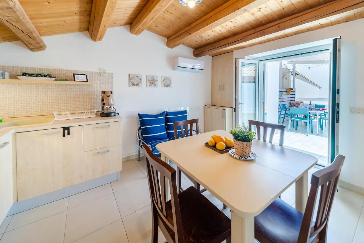 Appartamento Saltwater Con Parcheggio Privato Marina di Ragusa 0*,